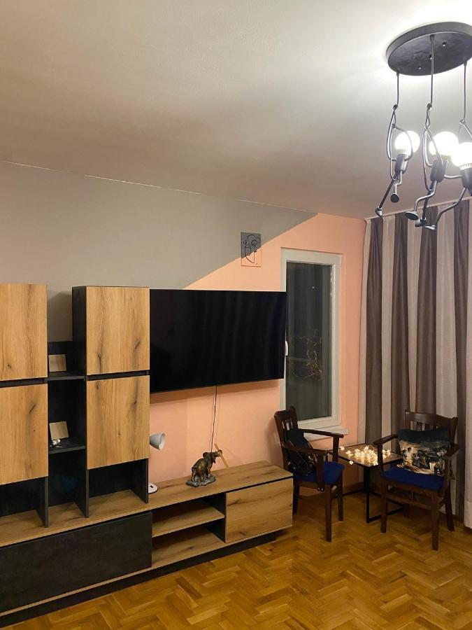 Spacious Apartment Next To South Park Просторен Апартамент До Южен Парк Top Location صوفيا المظهر الخارجي الصورة
