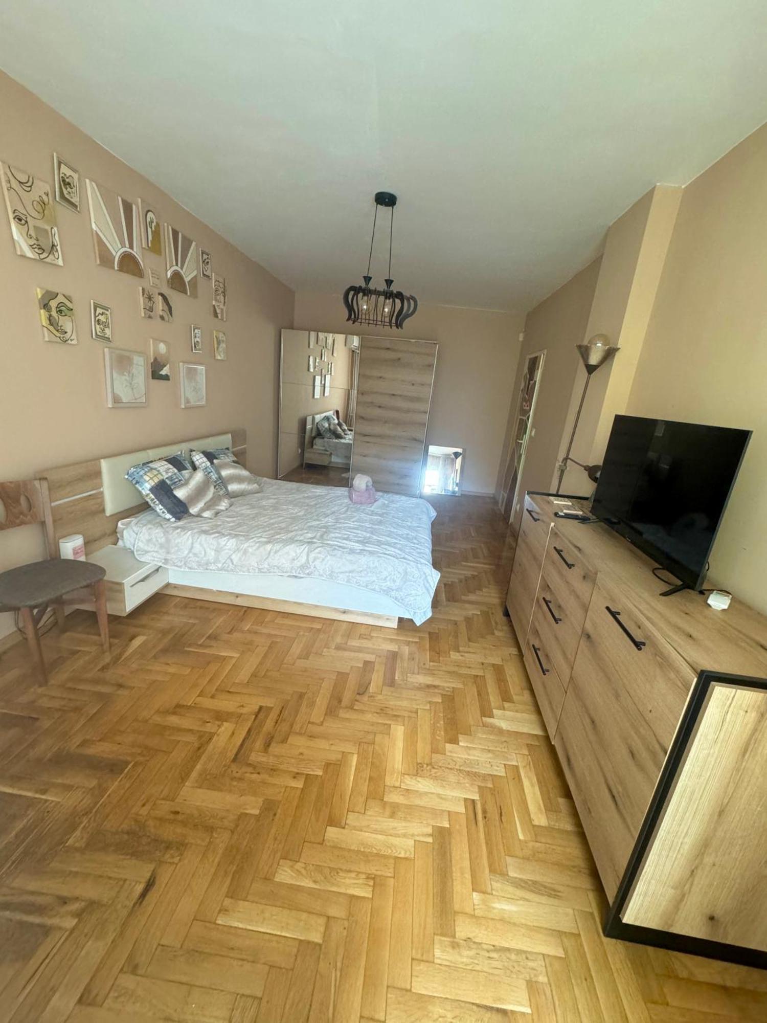Spacious Apartment Next To South Park Просторен Апартамент До Южен Парк Top Location صوفيا المظهر الخارجي الصورة